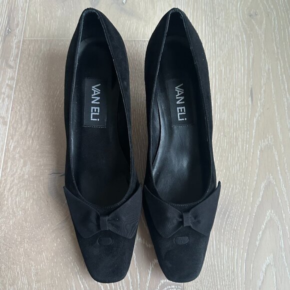 Vaneli Black Suede Kitten Heeled Pump - Picture 1 of 8